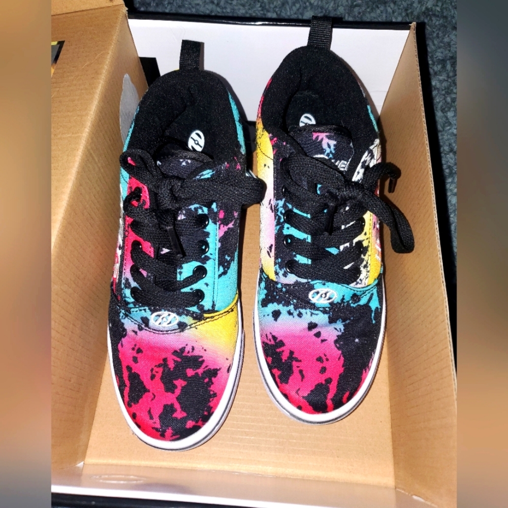 HEELYS Pro 20 Skate Shoes (Size Youth 4) *LIKE NEW!* Black/White/TieDye